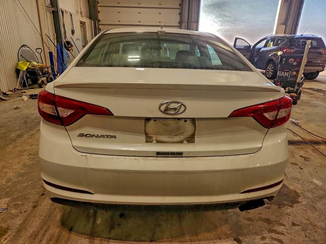Photo 6 from auction – 2015 HYUNDAI SONATA SE with VIN 5NPE24AF8FH234747