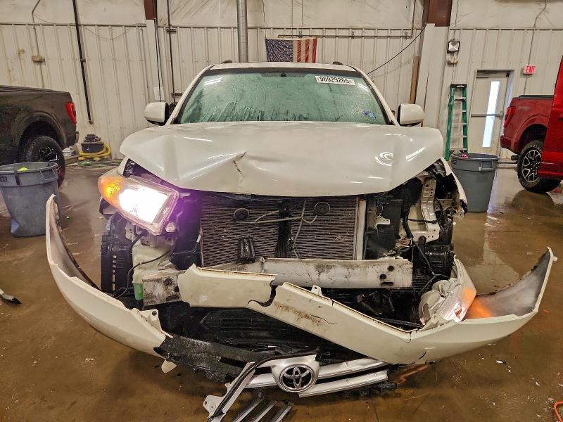 Photo 5 from auction – 2011 TOYOTA HIGHLANDER with VIN 5TDDK3EH1BS092635