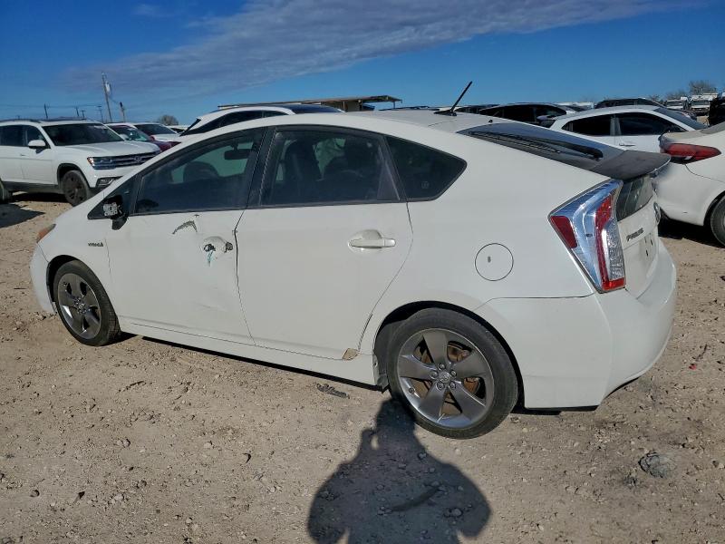 Photo 2 from auction – 2013 TOYOTA PRIUS with VIN JTDKN3DU6D5591307