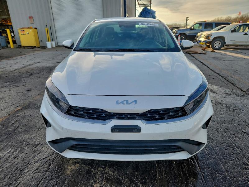 Photo 5 from auction – 2023 KIA FORTE LX with VIN 3KPF24AD0PE505972