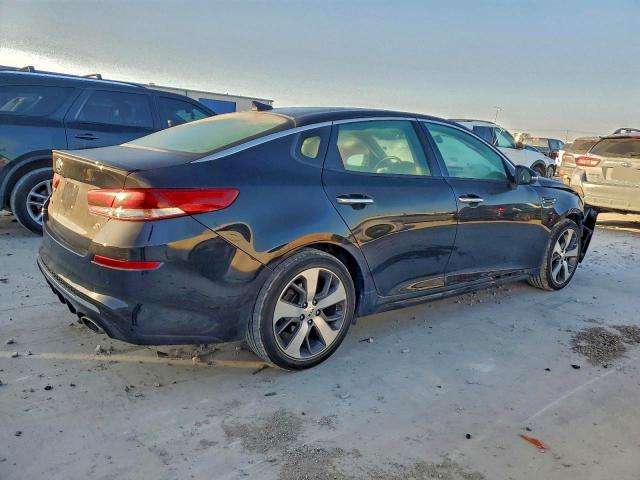 Photo 3 from auction – 2019 KIA OPTIMA LX with VIN 5XXGT4L38KG279704