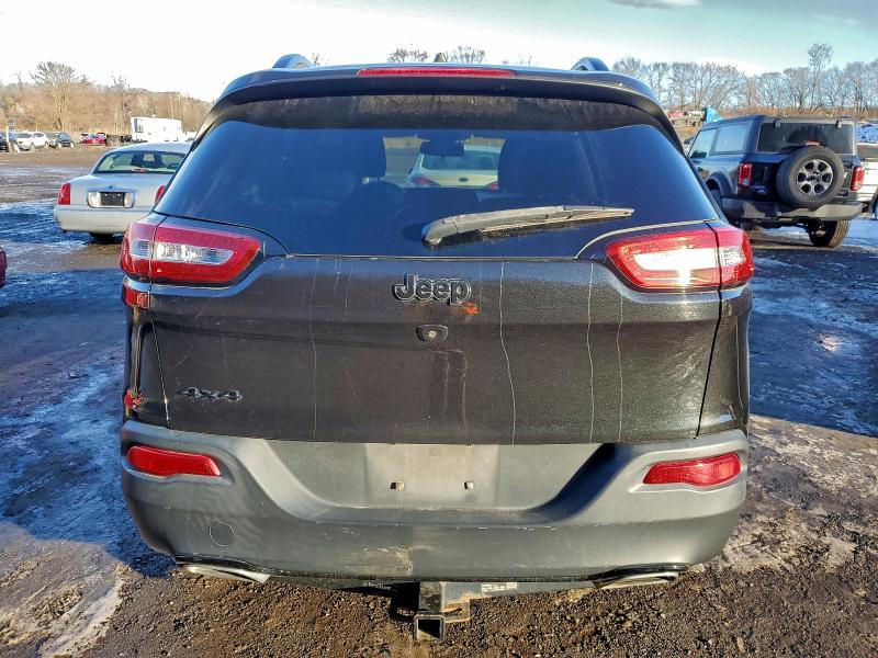 Photo 6 from auction – 2016 JEEP CHEROKEE L with VIN 1C4PJMCS1GW102821