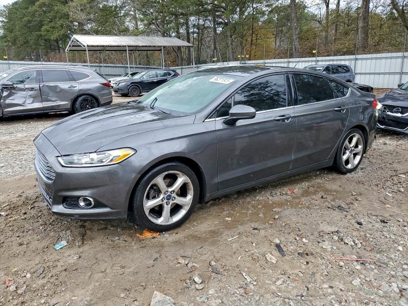 FORD FUSION S 2016 with VIN 3FA6P0G73GR323032 - Photo from auction
