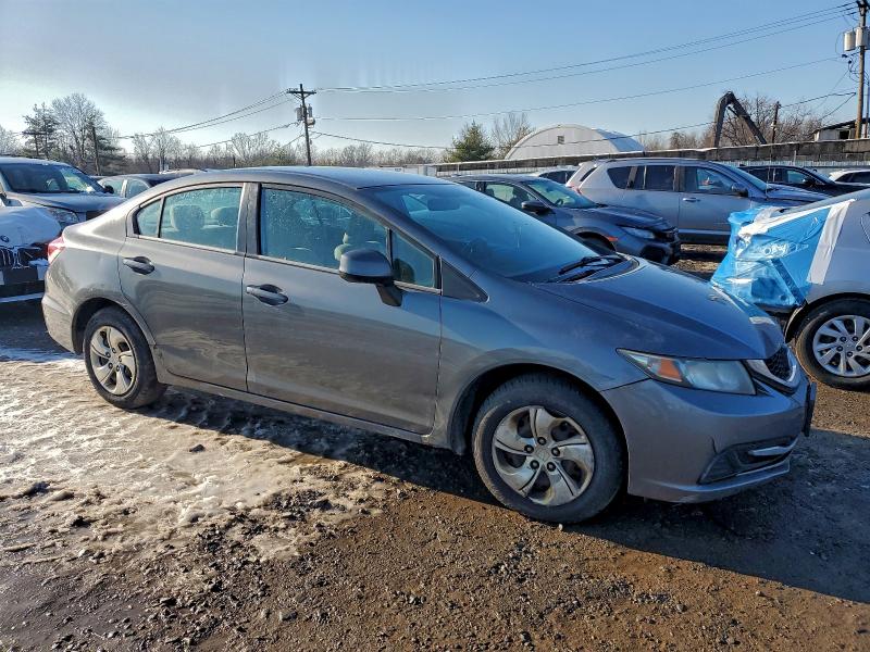 Photo 4 from auction – 2013 HONDA CIVIC LX with VIN 19XFB2F53DE220331
