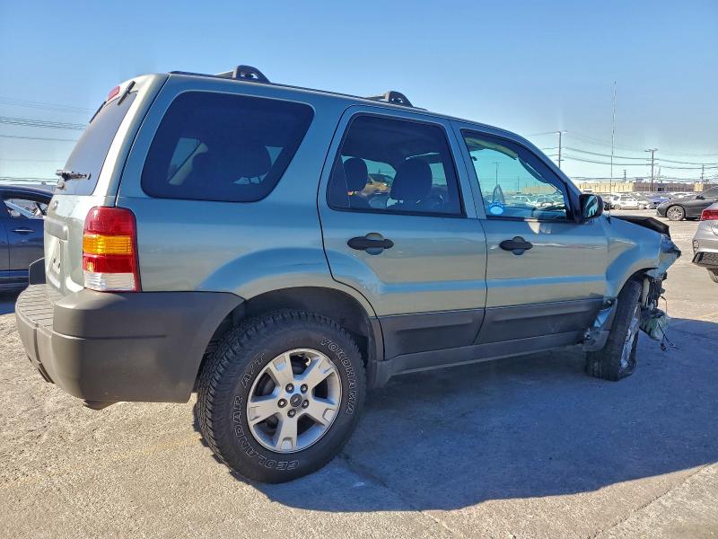 Photo 3 from auction – 2005 FORD ESCAPE XLT with VIN 1FMCU03135KA22653