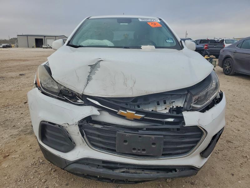 Photo 5 from auction – 2018 CHEVROLET TRAX LS with VIN KL7CJKSB2JB627435