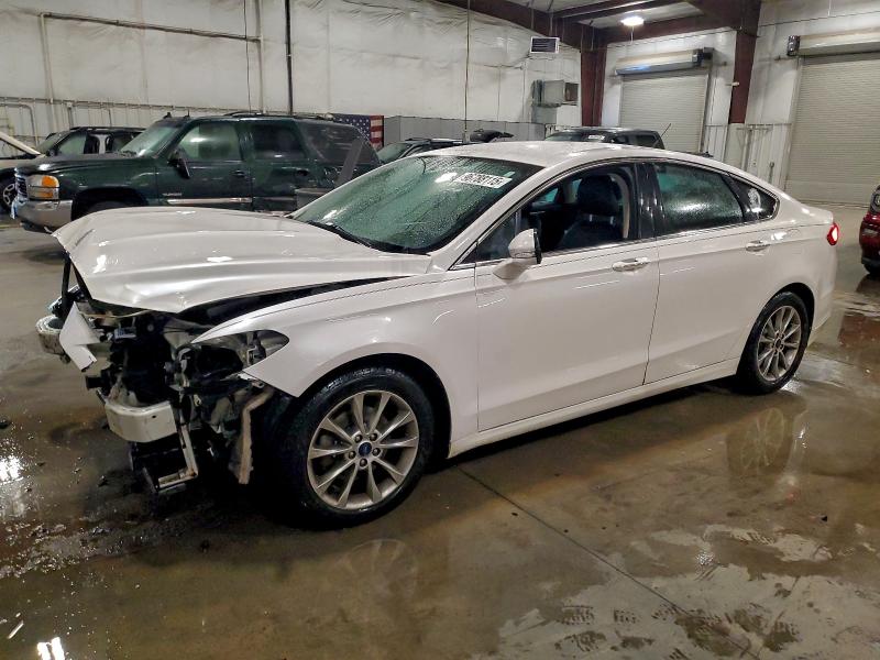 FORD FUSION SE 2017 with VIN 3FA6P0HD4HR185944 - Photo from auction