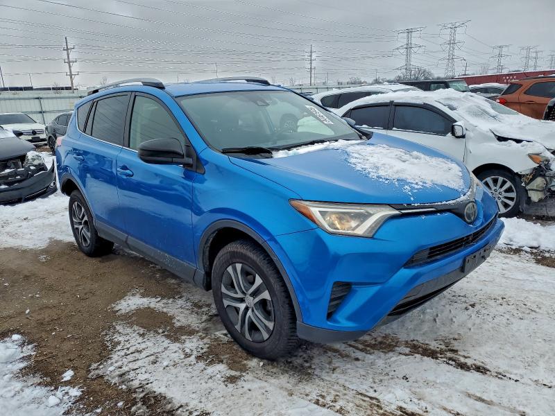 Photo 4 from auction – 2017 TOYOTA RAV4 with VIN JTMZFREV6HJ126237