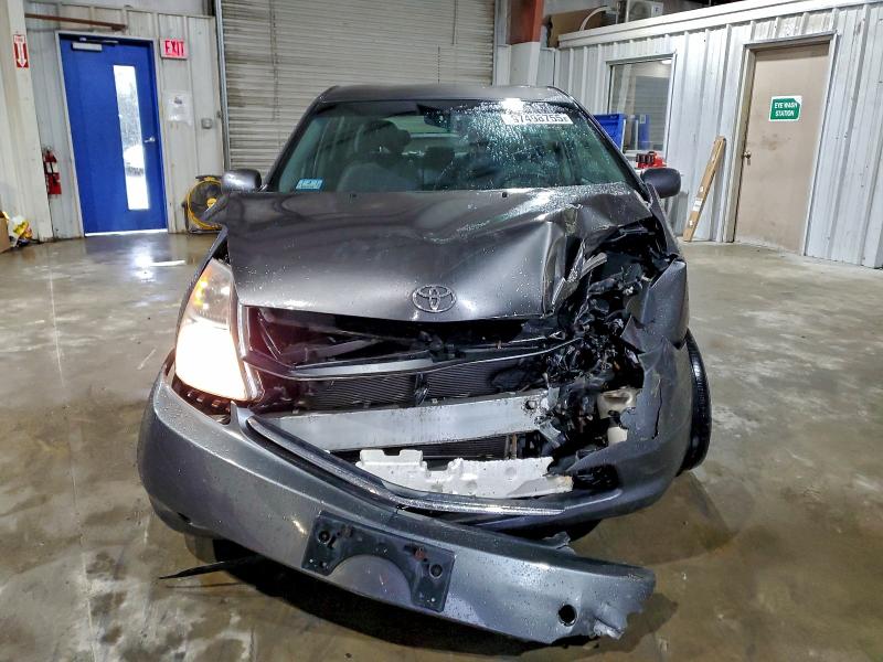 Photo 5 from auction – 2007 TOYOTA PRIUS with VIN JTDKB20U973241078