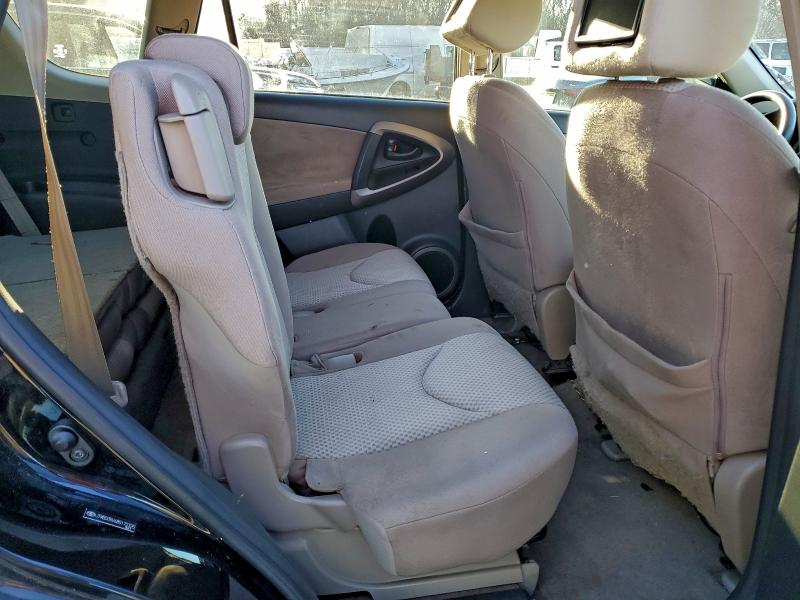 Photo 11 from auction – 2008 TOYOTA RAV4 with VIN JTMBD35V685172325