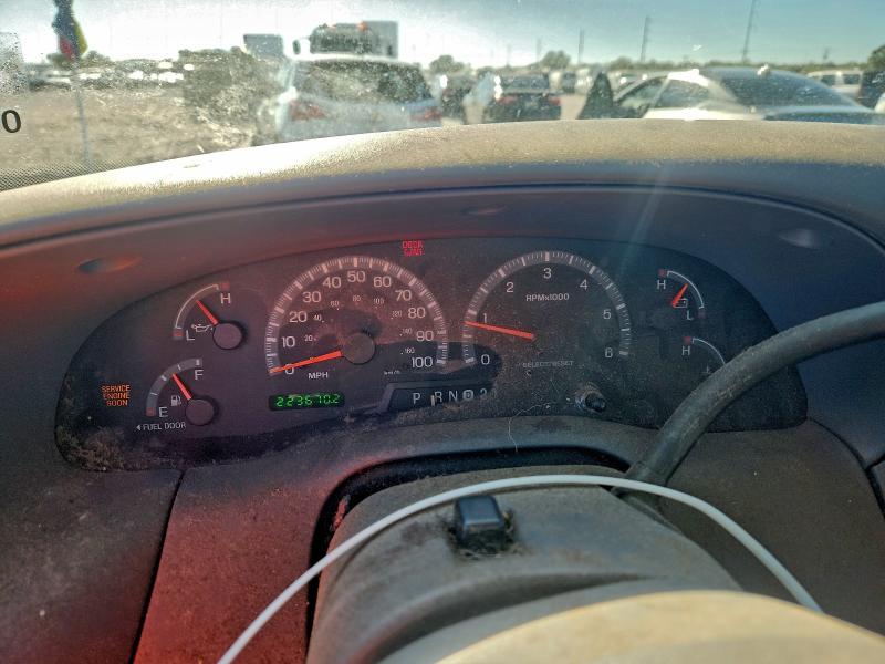 Photo 9 from auction – 2003 FORD F150 with VIN 1FTRX17LX3NB33042