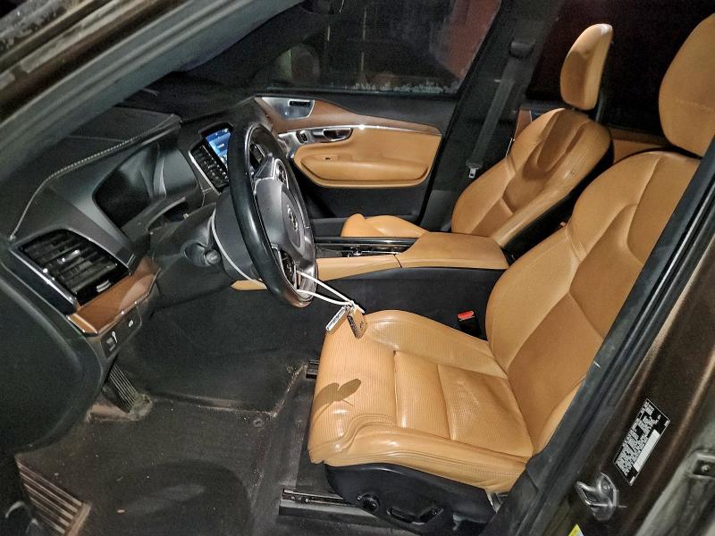 Photo 7 from auction – 2017 VOLVO XC90 T6 with VIN YV4A22PL6H1174796