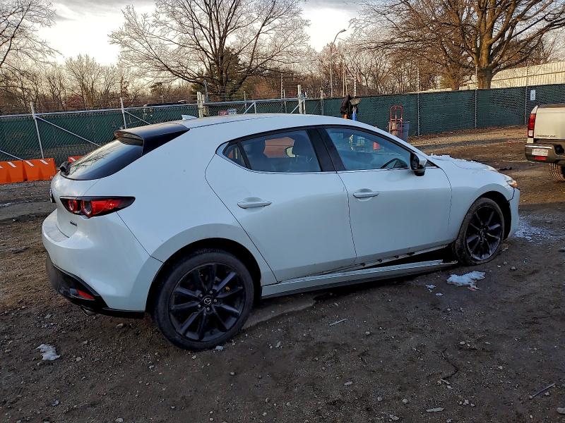 Zdjęcie 3 z aukcji – 2021 MAZDA 3 PREMIUM z VIN JM1BPAML7M1308099