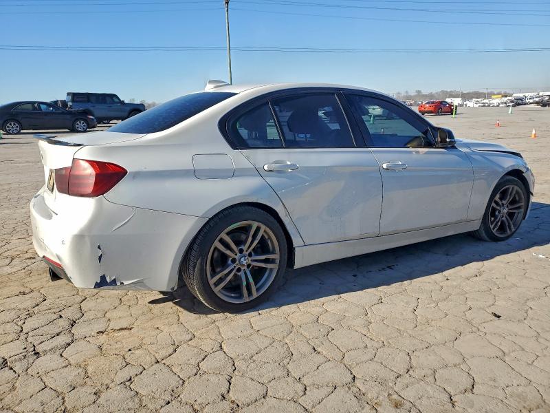 Снимка 3 от търг – 2015 BMW 320 I с VIN WBA3B1G50FNT06008