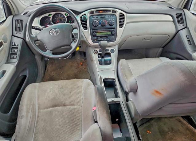 Photo 8 from auction – 2005 TOYOTA HIGHLANDER with VIN JTEGD21A550126251