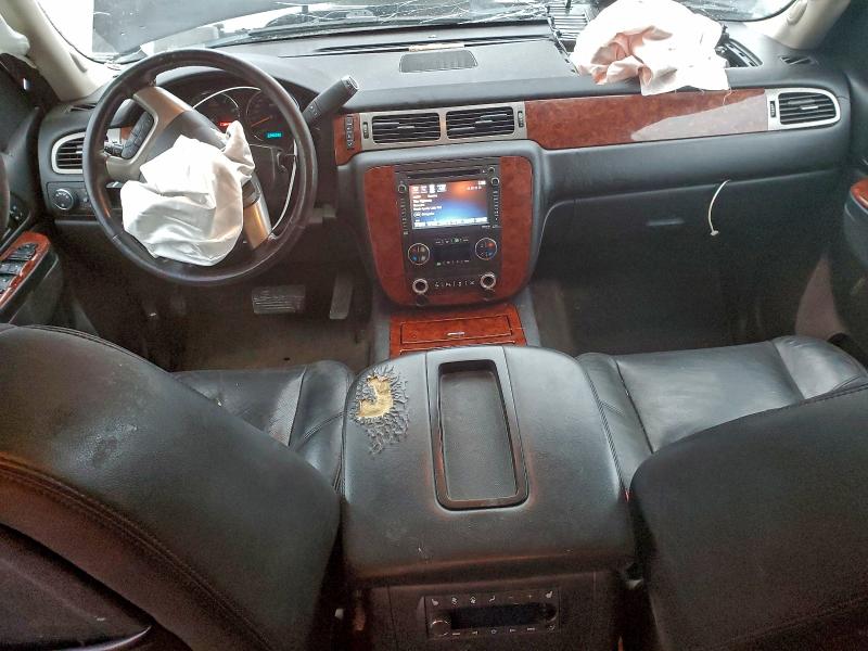 Photo 8 from auction – 2013 CHEVROLET SUBURBAN with VIN 1GNSCKE09DR306773