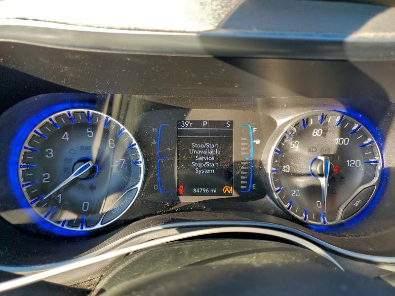 Photo 9 from auction – 2018 CHRYSLER PACIFICA with VIN 2C4RC1BG0JR228036
