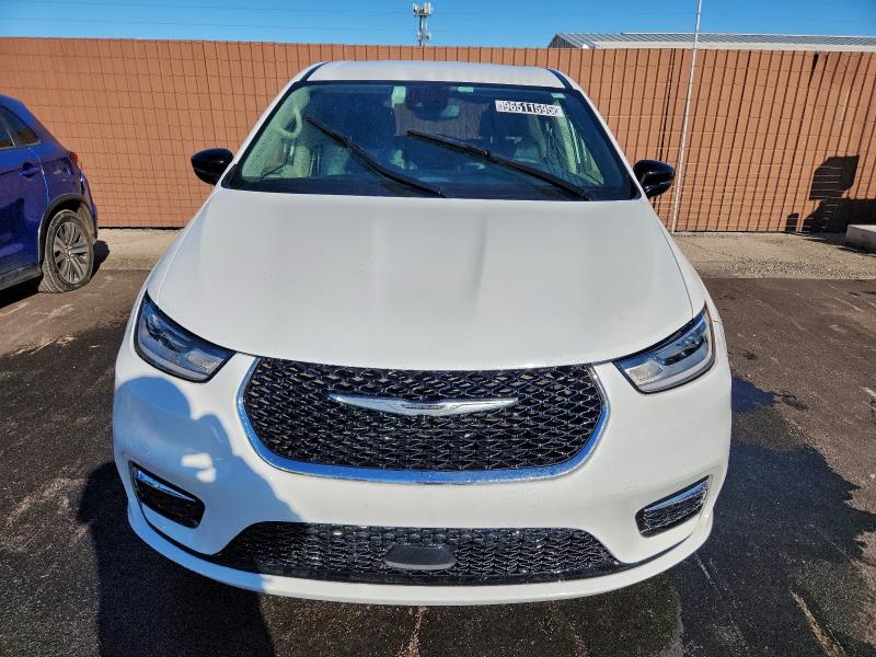 Photo 5 from auction – 2024 CHRYSLER PACIFICA T with VIN 2C4RC1BG8RR122767