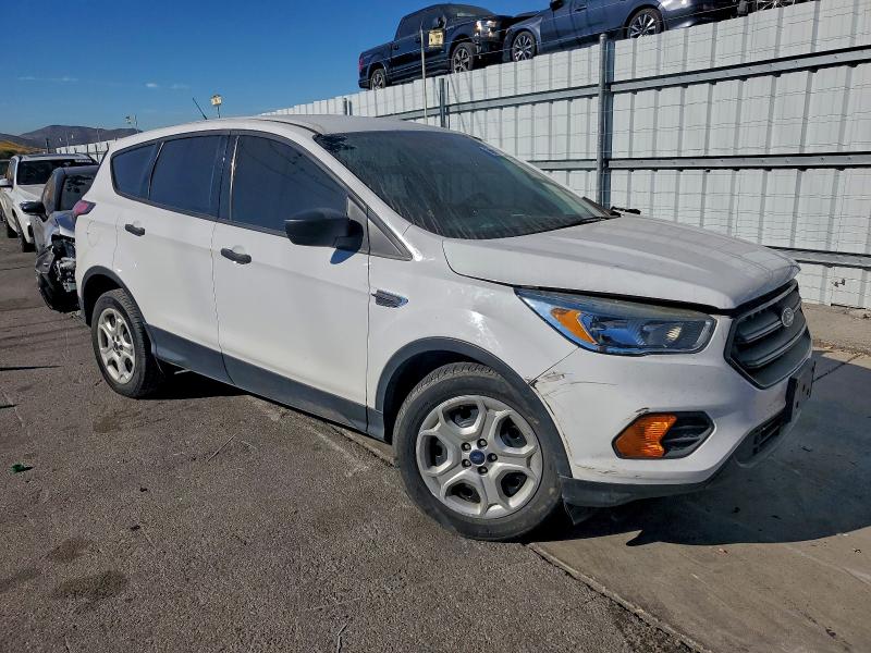 Photo 4 from auction – 2017 FORD ESCAPE with VIN 1FMCU0F75HUA32562