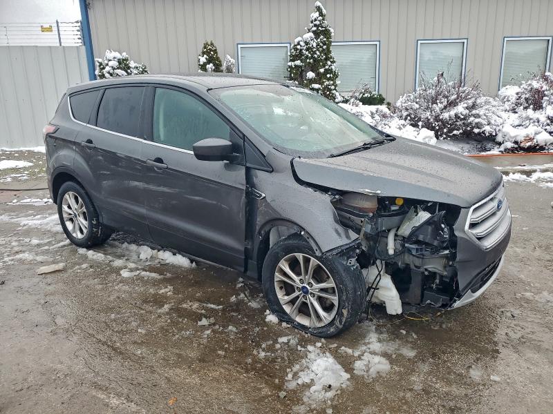 Photo 4 from auction – 2017 FORD ESCAPE SE with VIN 1FMCU0GDXHUA12389