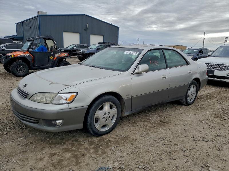 LEXUS ES 300 2000 with VIN JT8BF28GXY5102942 - Photo from auction