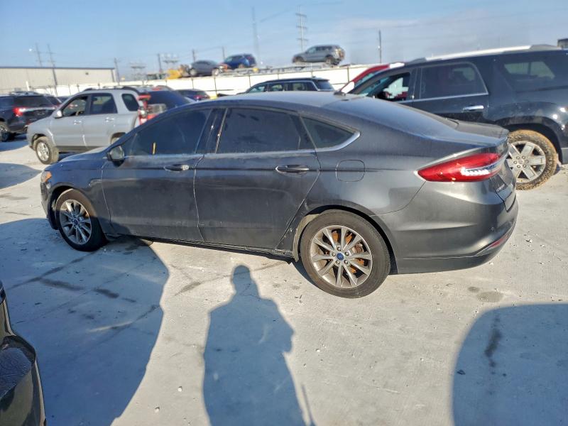 Photo 2 from auction – 2017 FORD FUSION SE with VIN 3FA6P0H73HR335312