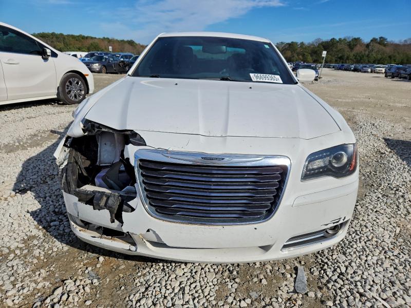 Photo 5 from auction – 2014 CHRYSLER 300 S with VIN 2C3CCABG5EH141996