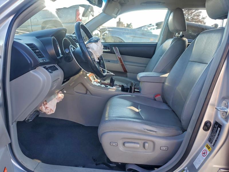 Foto 7 de la subasta – 2013 TOYOTA HIGHLANDER con VIN 5TDDK3EH6DS260045