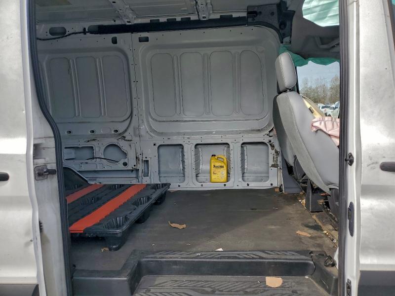 Photo 11 from auction – 2019 FORD TRANSIT T- with VIN 1FTYR2CM8KKA19874