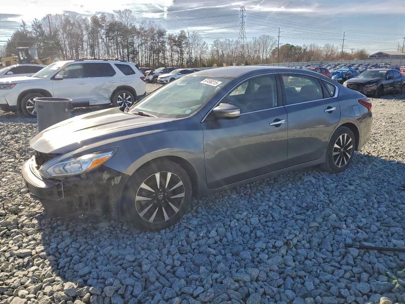 NISSAN ALTIMA 2.5 2018 with VIN 1N4AL3AP6JC236182 - Photo from auction