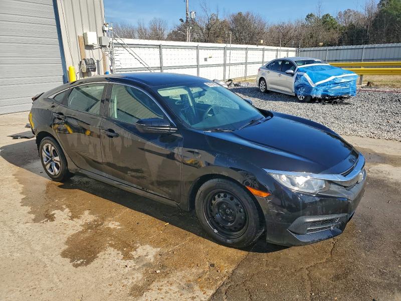 Photo 4 from auction – 2018 HONDA CIVIC with VIN 2HGFC2F50JH575214