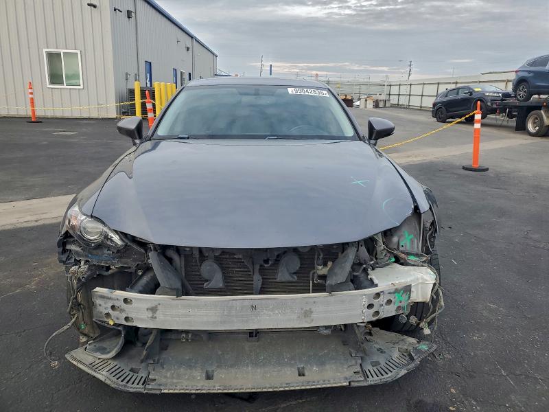 Photo 5 from auction – 2016 LEXUS IS 200T with VIN JTHBA1D21G5027338