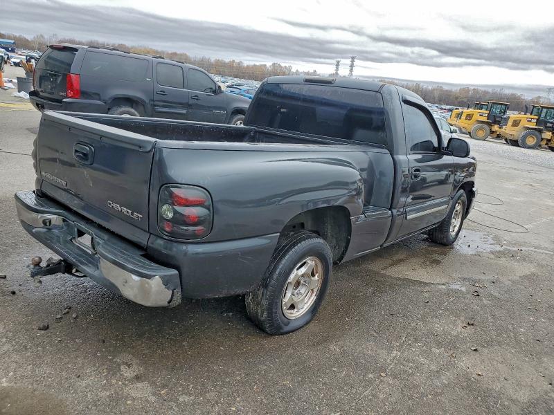 Photo 3 from auction – 2003 CHEVROLET SILVERADO with VIN 1GCEC14V23Z179943