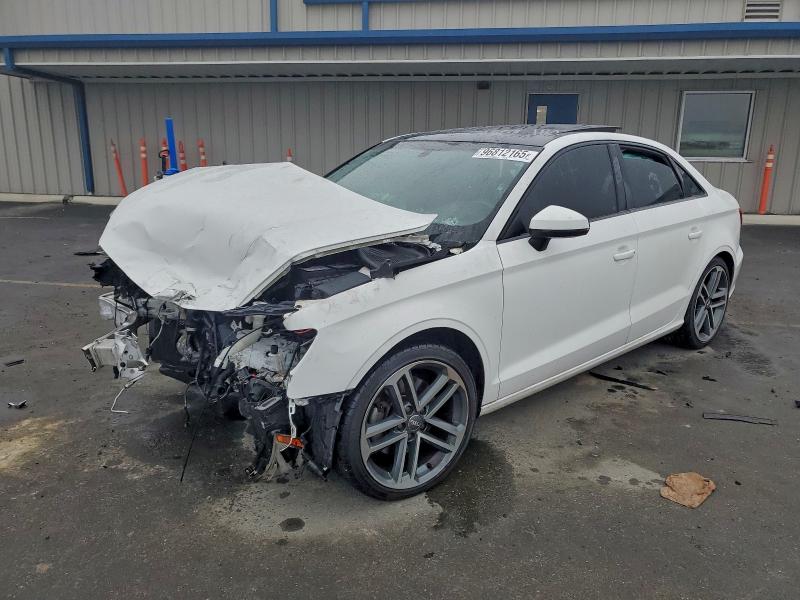 AUDI A3 PREMIUM 2018 with VIN WAUAUGFFXJ1022058 - Photo from auction