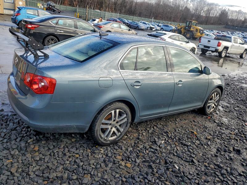 Photo 3 from auction – 2006 VOLKSWAGEN JETTA 2.5 with VIN 3VWSF71K36M792857