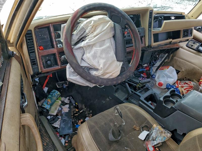 Photo 8 from auction – 1996 JEEP CHEROKEE C with VIN 1J4FT78S7TL166903
