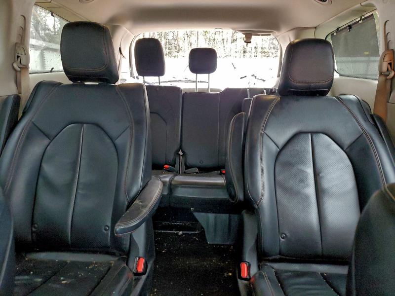 Photo 10 from auction – 2018 CHRYSLER PACIFICA H with VIN 2C4RC1L78JR198461