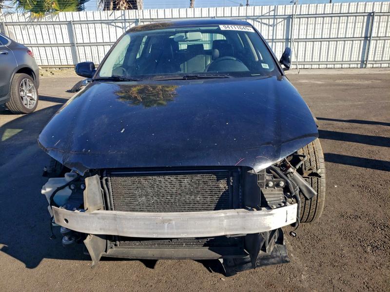 Photo 5 from auction – 2013 AUDI A3 PREMIUM with VIN WAUBEAFM1DA020572