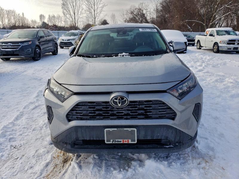 Photo 5 from auction – 2022 TOYOTA RAV4 LE with VIN 2T3Z1RFV2NW208640