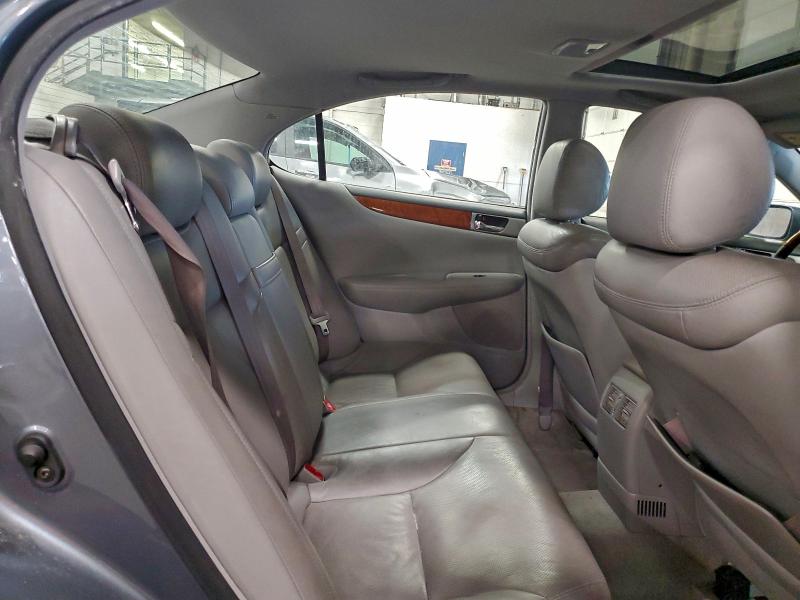 Photo 10 from auction – 2005 LEXUS ES 330 with VIN JTHBA30G055104162