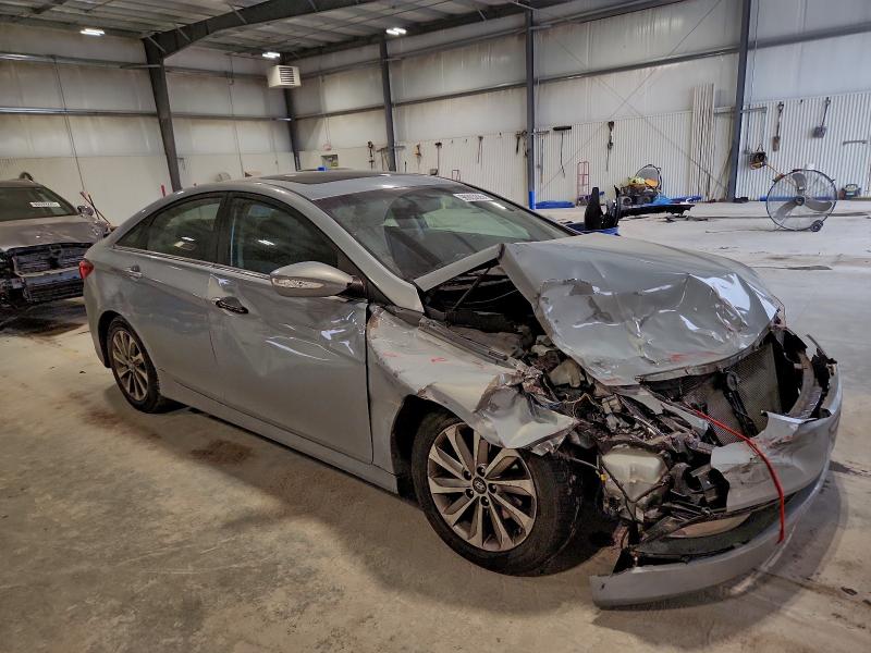 Photo 4 from auction – 2014 HYUNDAI SONATA SE with VIN 5NPEC4AC2EH917352