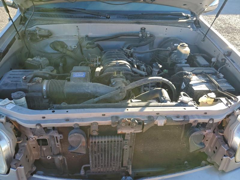 Photo 11 from auction – 2005 TOYOTA TUNDRA with VIN 5TBDT44195S468048