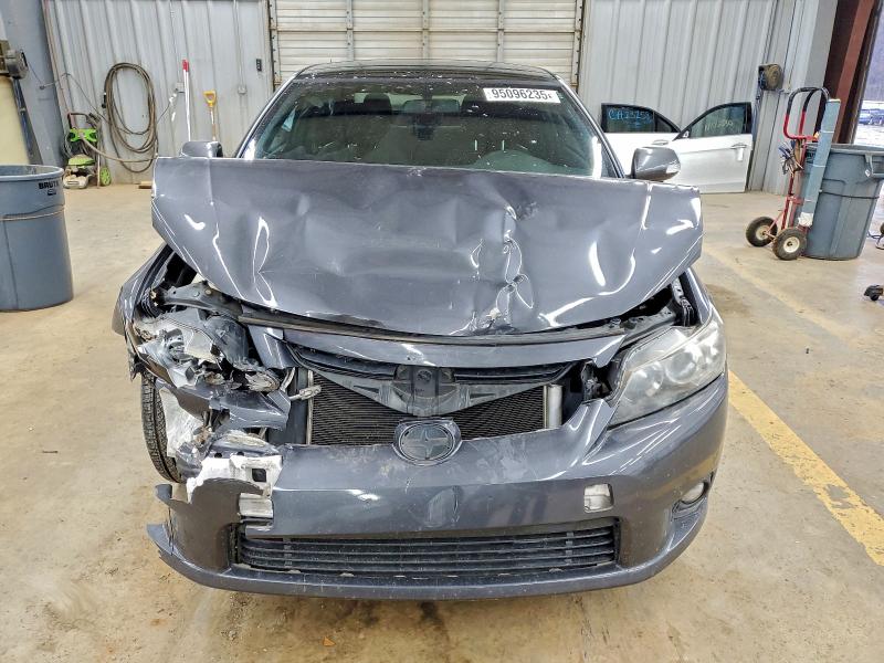 Photo 5 from auction – 2012 TOYOTA SCION TC with VIN JTKJF5C71C3042343