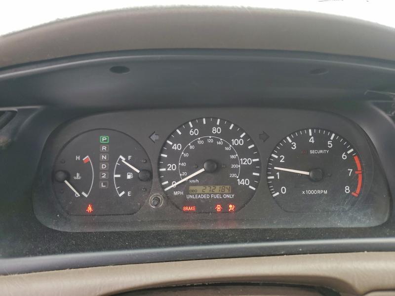 Photo 9 from auction – 1999 TOYOTA CAMRY LE with VIN JT2BF28K8X0201804