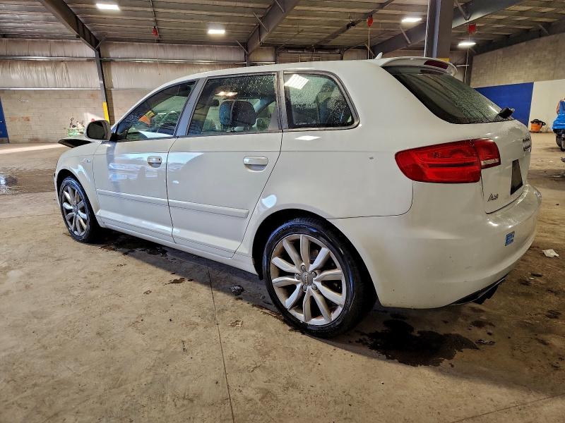 Foto 2 de la subasta – 2010 AUDI A3 PREMIUM con VIN WAUBEAFM3AA110933