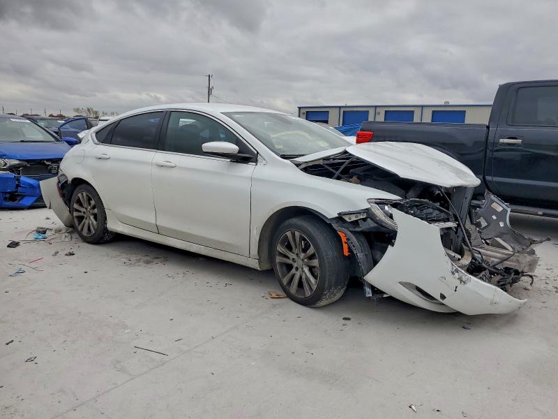 Photo 4 from auction – 2016 CHRYSLER 200 LIMITE with VIN 1C3CCCAB8GN172221