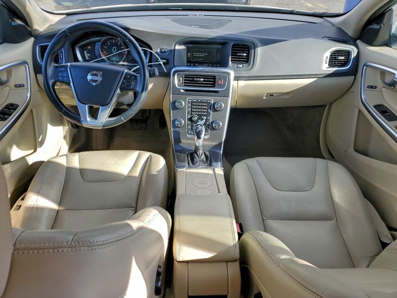 Photo 8 from auction – 2015 VOLVO S60 PLATIN with VIN YV1612TD1F1306297