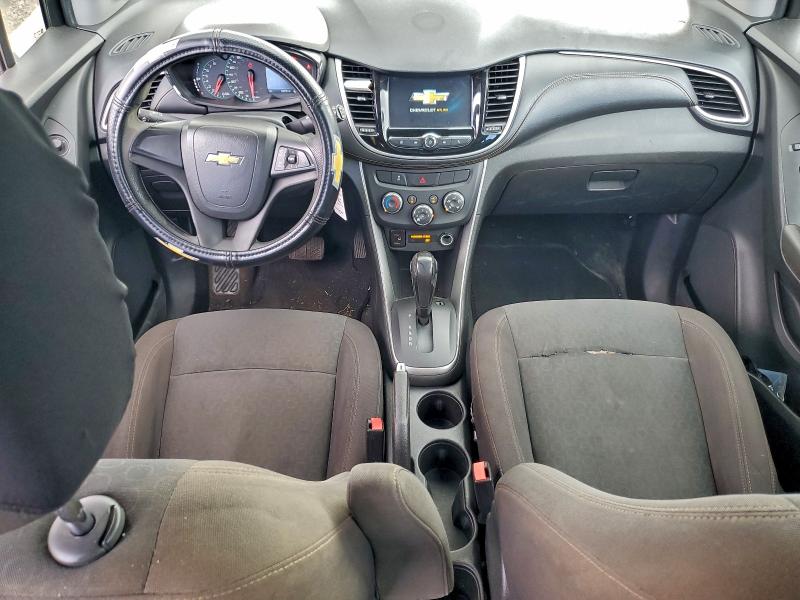 Photo 8 from auction – 2017 CHEVROLET TRAX LS with VIN KL7CJKSB2HB123915