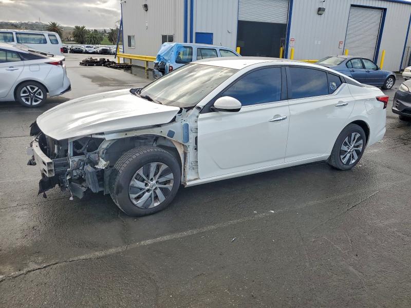 NISSAN ALTIMA S 2022 with VIN 1N4BL4BV1NN398223 - Photo from auction
