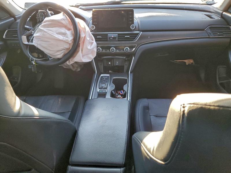 Photo 8 from auction – 2018 HONDA ACCORD TOU with VIN 1HGCV2F93JA043194